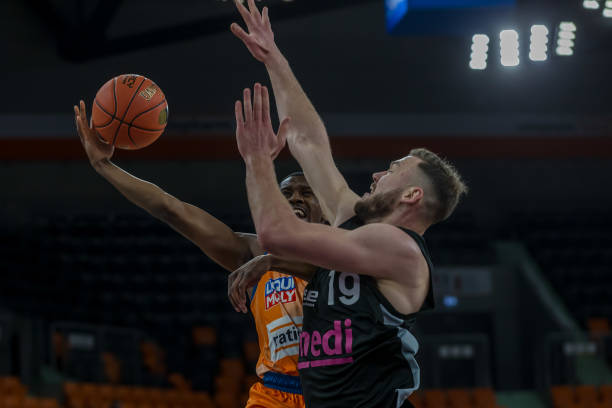 目标冲击的 目标冲击的