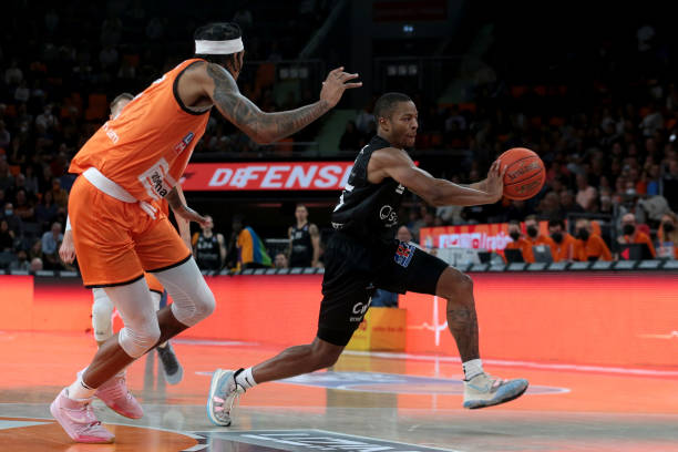 全员出局为 全员出局为