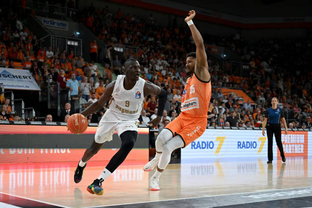 的转变不仅 的转变不仅