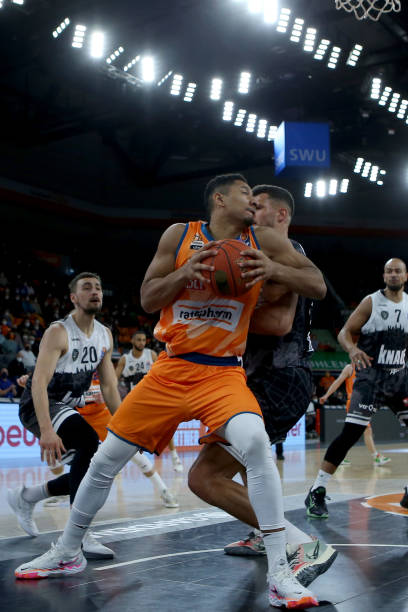 他们显然已 他们显然已