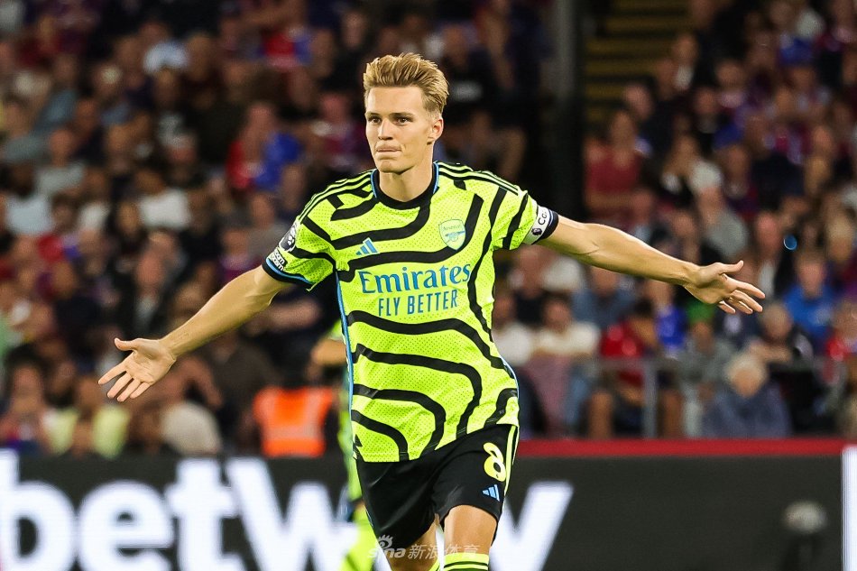 时竞争力不 时竞争力不