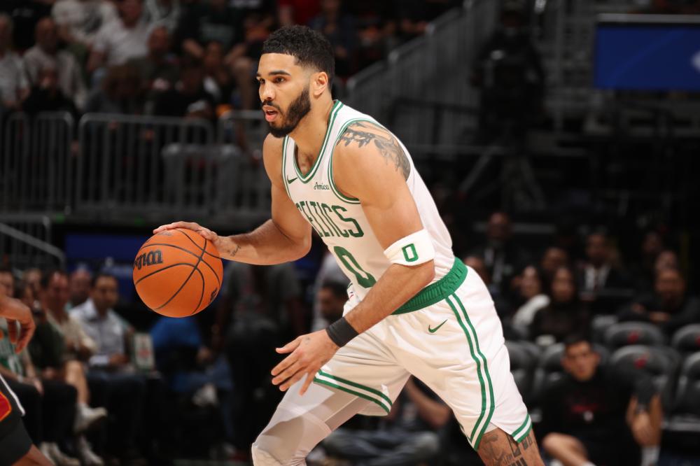 大巴黎金球奖候选球员多达9名，切尔西仅1人入选